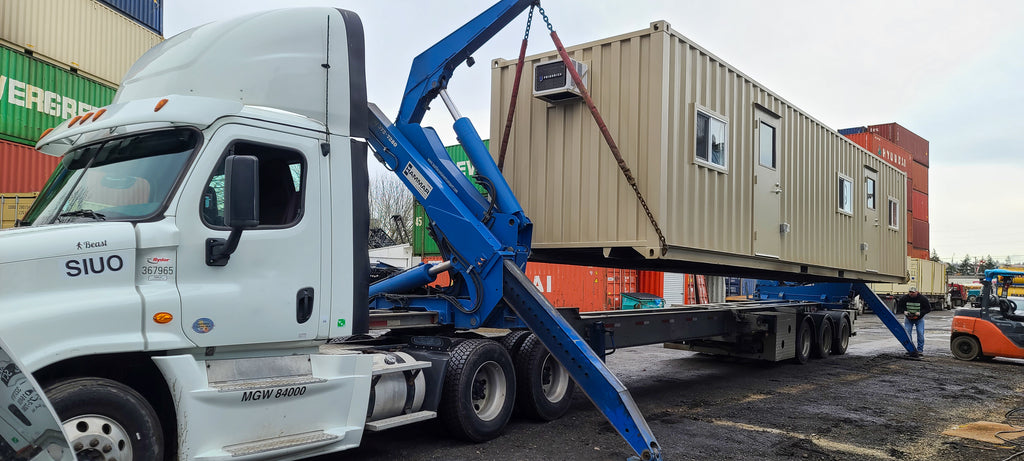 Cascade Vaults, Side-lift Truck with Modified 40' Container