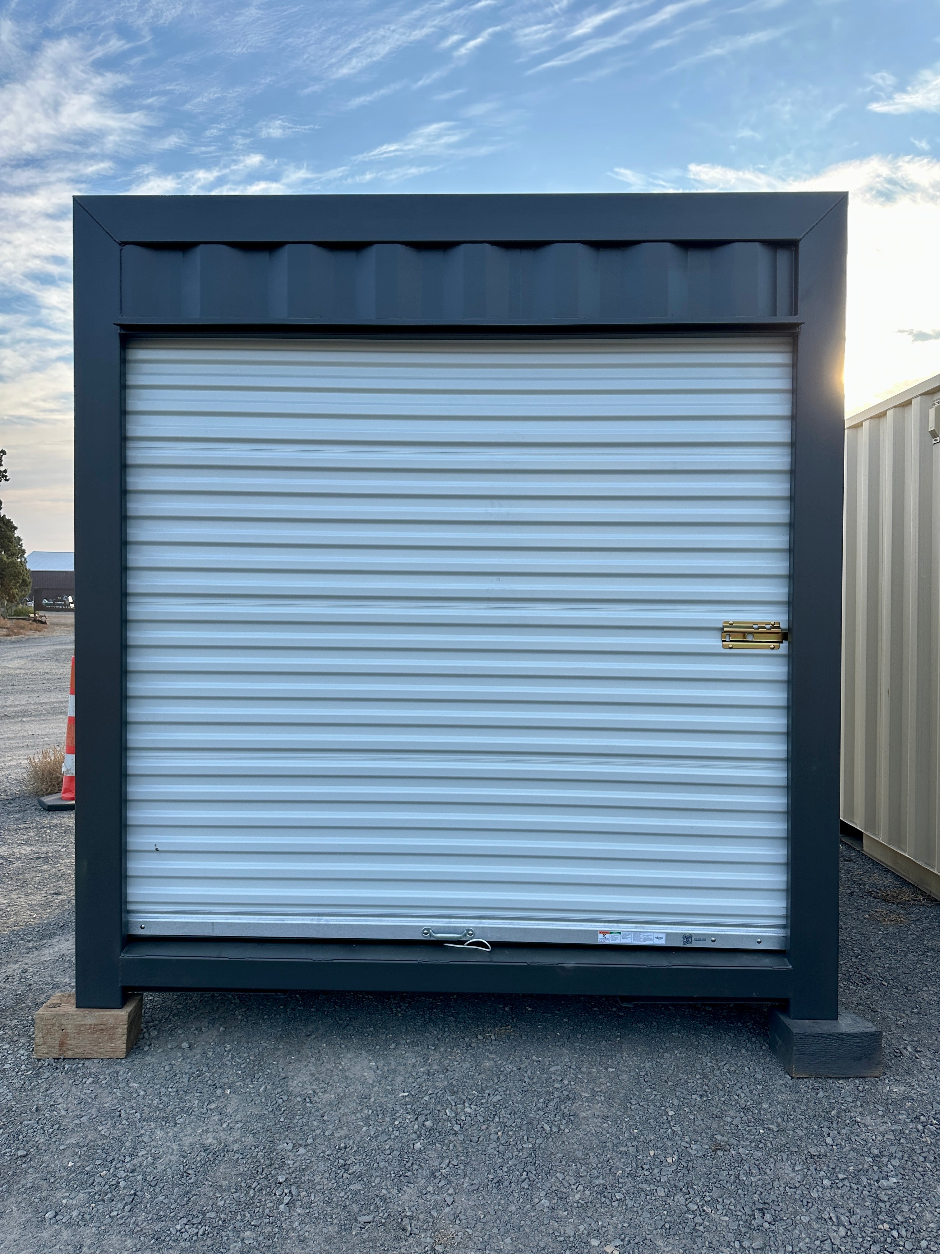 Refurbished 10' Shipping Container with Roll-Up Door (Redmond, OR) — photo 3